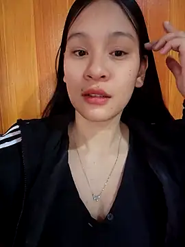 ChiecumBae online show from 11-21-25, 01:37