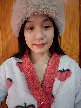 ChiecumBae online show from 11-28-25, 01:50