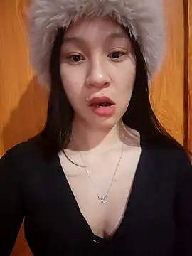 ChiecumBae online show from 12-05-25, 12:43