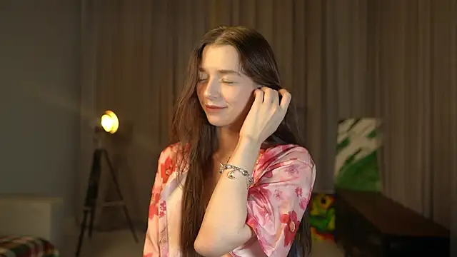 RoxieBolich online show from 10-22-25, 01:43