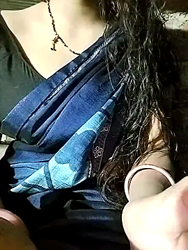 Snapshot of Hottestgirll chatting on 10-08-25, 06:59 Hottestgirll online show from 10-08-25, 06:59
