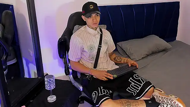 john mystic online show from 10-04-25, 03:30