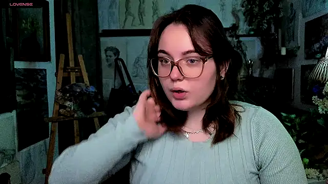 Snapshot of KatrinClark chatting on 09-25-25, 04:24 KatrinClark online show from 09-25-25, 04:24