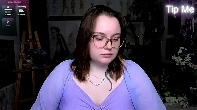 Snapshot of KatrinClark chatting on 09-16-25, 05:03 KatrinClark online show from 09-16-25, 05:03