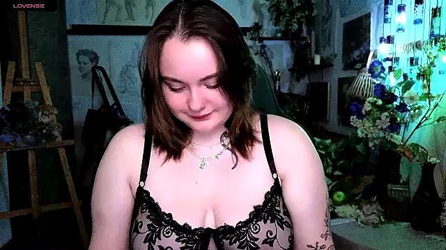 Snapshot of KatrinClark chatting on 10-02-25, 04:21 KatrinClark online show from 10-02-25, 04:21