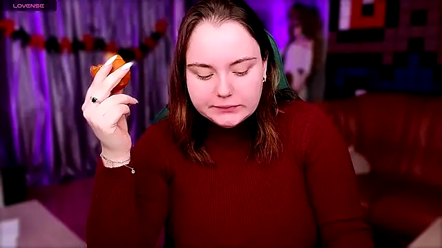 Snapshot of KatrinClark chatting on 10-28-25, 05:01 KatrinClark online show from 10-28-25, 05:01