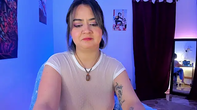 LylaVixxen online show from 06-28-26, 05:03