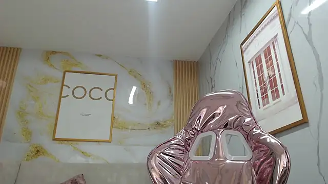 sara lopez s online show from 09-26-25, 01:18