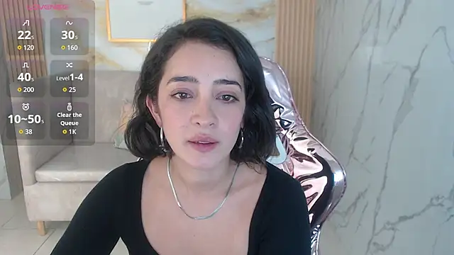 sara lopez s online show from 10-20-25, 02:28