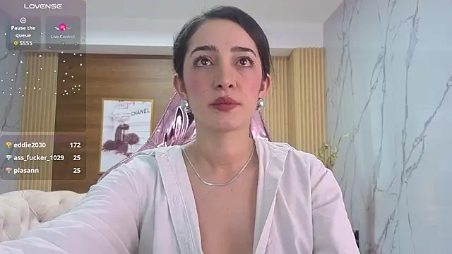 Snapshot of sara_lopez_s chatting on 04-29-26, 05:41 sara lopez s online show from 04-29-26, 05:41