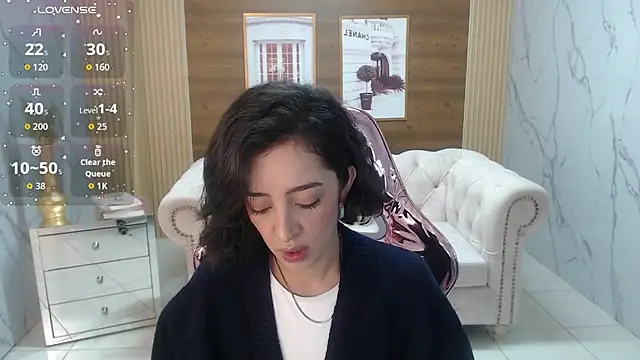 Snapshot of sara_lopez_s chatting on 02-05-26, 01:18 sara lopez s online show from 02-05-26, 01:18
