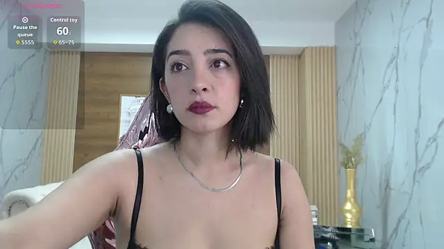 Snapshot of sara_lopez_s chatting on 03-27-26, 01:34 sara lopez s online show from 03-27-26, 01:34