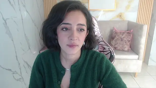 sara lopez s online show from 10-18-25, 01:24