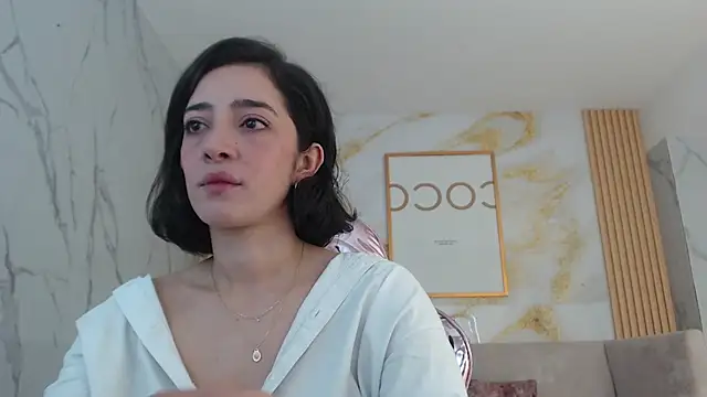 sara lopez s online show from 10-03-25, 01:23