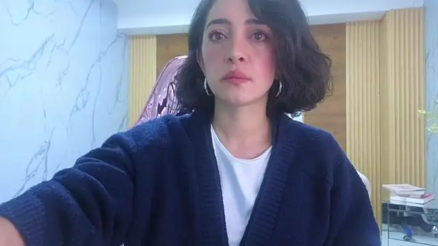 Snapshot of sara_lopez_s chatting on 05-10-26, 01:14 sara lopez s online show from 05-10-26, 01:14