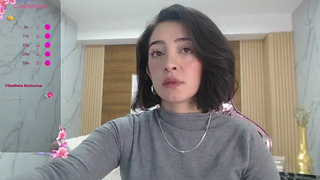 Snapshot of sara_lopez_s chatting on 04-14-26, 02:11 sara lopez s online show from 04-14-26, 02:11