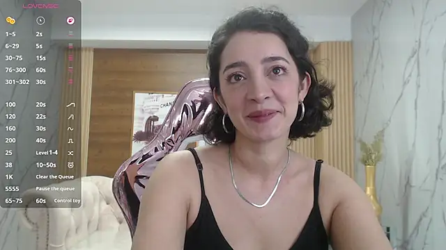 Snapshot of sara_lopez_s chatting on 03-19-26, 01:44 sara lopez s online show from 03-19-26, 01:44