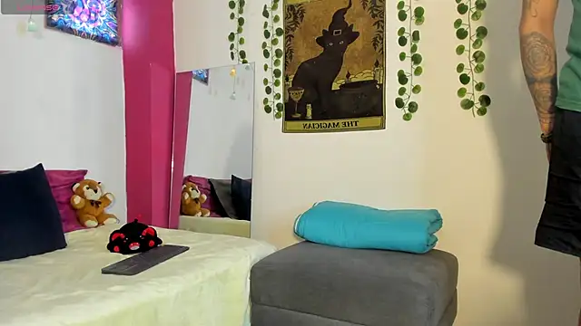 rosse dredd online show from 11-15-25, 04:22