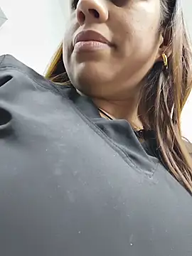 Snapshot of GabyMontenegro chatting on 02-14-26, 02:23 GabyMontenegro online show from 02-14-26, 02:23