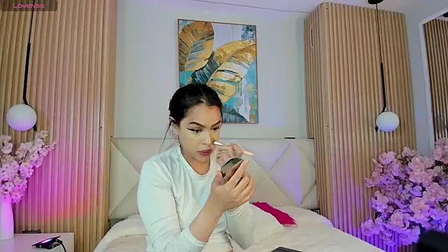 Mila Hank  online show from 04-09-26, 12:11