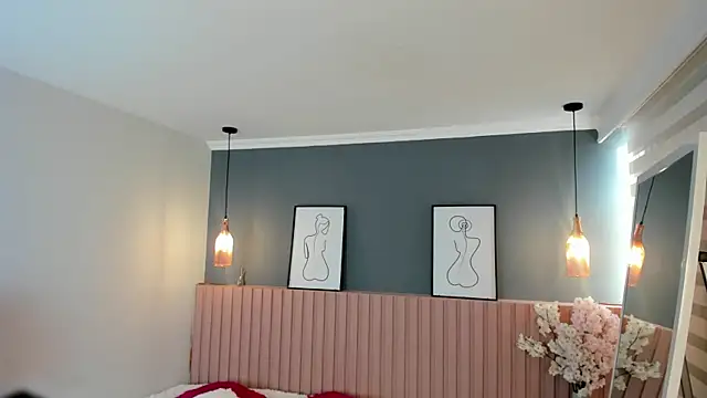 Mila Hank  online show from 02-28-26, 12:16