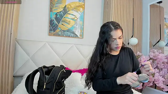 Mila Hank  online show from 04-11-26, 11:14