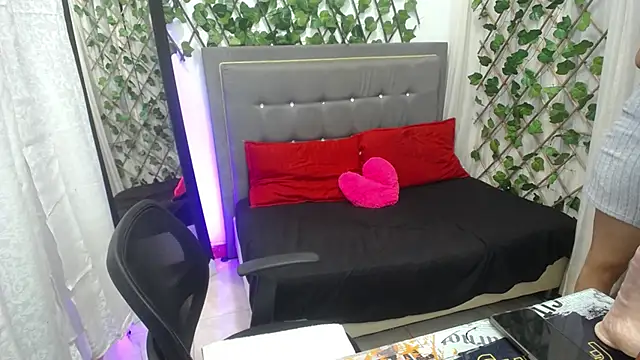 ivone golosa online show from 02-24-26, 09:26