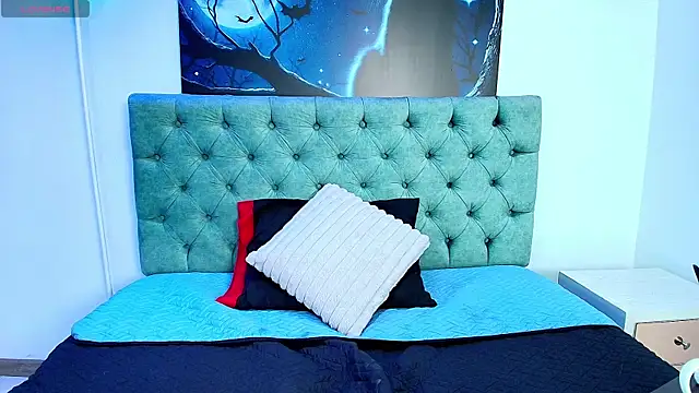 IsabelCortezz online show from 10-07-25, 11:55