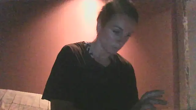 Snapshot of Justnani001 chatting on 09-18-25, 08:45 Justnani001 online show from 09-18-25, 08:45