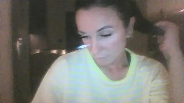 Snapshot of Justnani001 chatting on 10-02-25, 06:44 Justnani001 online show from 10-02-25, 06:44