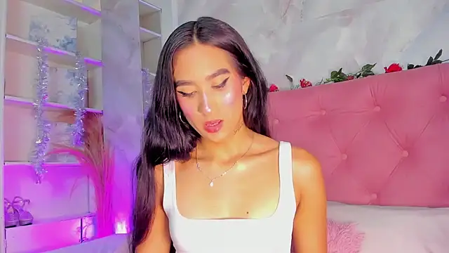 Nicolqueen  online show from 02-10-26, 11:20