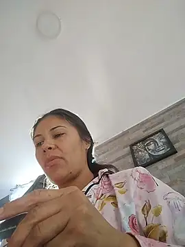 KittyHoleshot87 online show from 02-05-26, 02:24