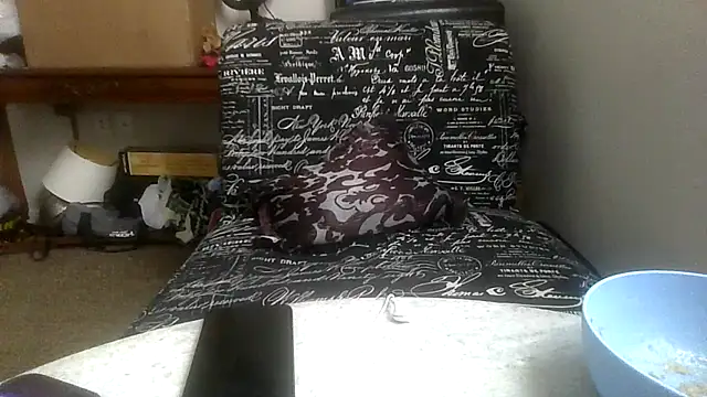 prettymaa online show from 12-16-25, 06:01