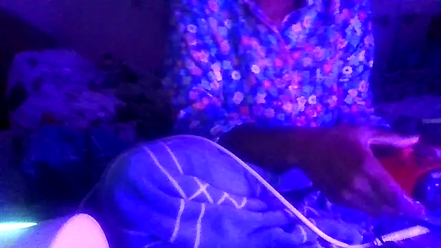 prettymaa online show from 04-10-26, 05:25