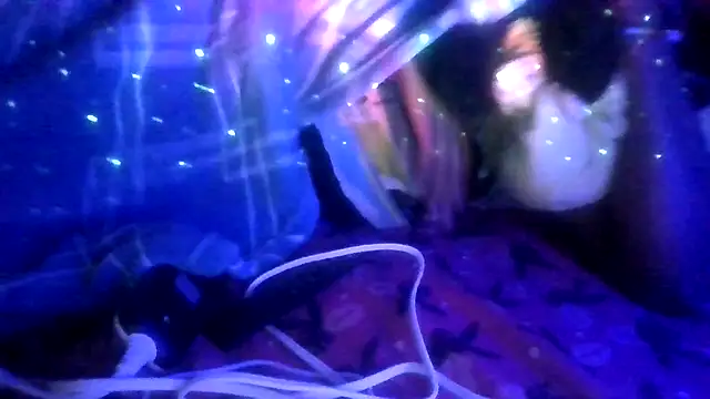 prettymaa online show from 12-18-25, 06:07