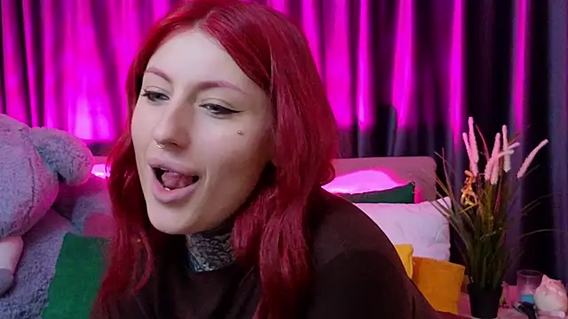 Nina Blum  online show from 04-13-26, 05:11