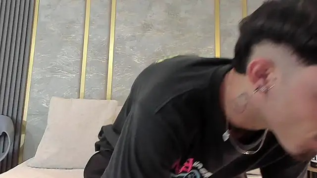 NikoStone  online show from 01-14-26, 05:11