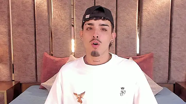 NikoStone  online show from 04-02-26, 03:02