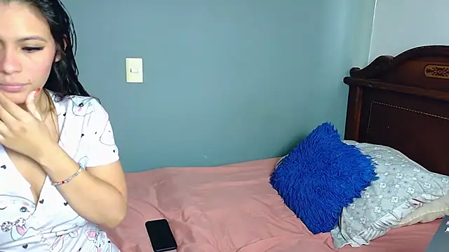 violetmia68 online show from 12-21-25, 01:46