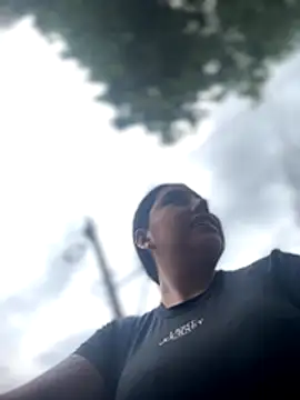 Sophie Dreamss online show from 12-20-25, 09:06