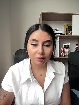 Sophie Dreamss online show from 03-20-26, 08:21