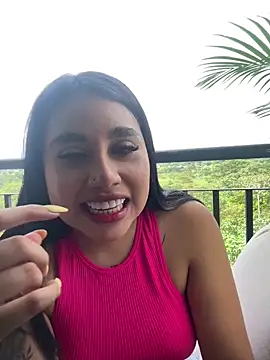 Sophie Dreamss online show from 02-05-26, 07:32