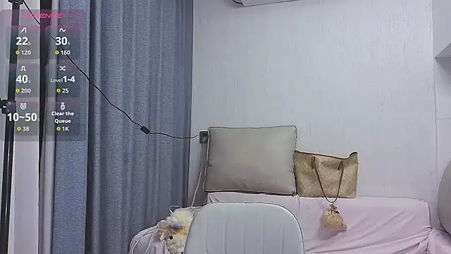 tzy0520 online show from 11-06-25, 04:22