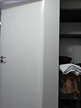 trickyOne online show from 11-18-25, 07:22