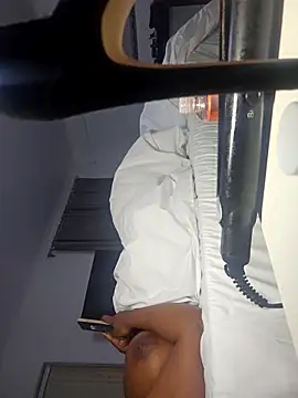 trickyOne online show from 10-31-25, 06:48