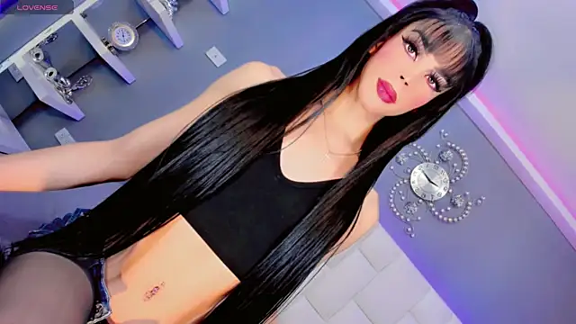 Snapshot of Naughty-sexy-girrl chatting on 09-10-25, 01:10 Naughty-sexy-girrl online show from 09-10-25, 01:10