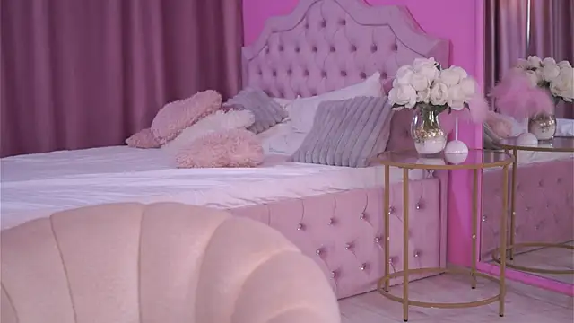 AishaaDevoe online show from 04-15-26, 07:58