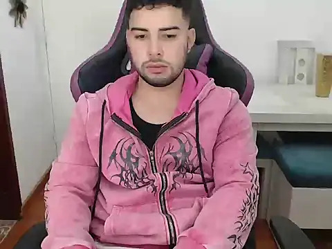 baby mateo online show from 12-05-25, 08:17