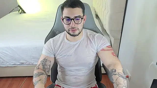 Snapshot of baby_mateo chatting on 06-19-26, 11:42 baby mateo online show from 06-19-26, 11:42