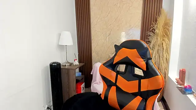 Thais kim online show from 03-06-26, 05:41